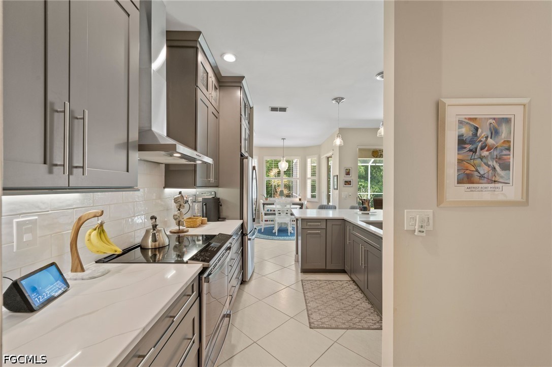 3 Bed Pool Home for Sale in Fort Myers, photo 12