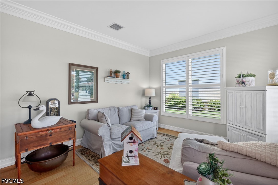 4 Bed SingleFamilyResidence for Sale in Silverlakes, photo 12