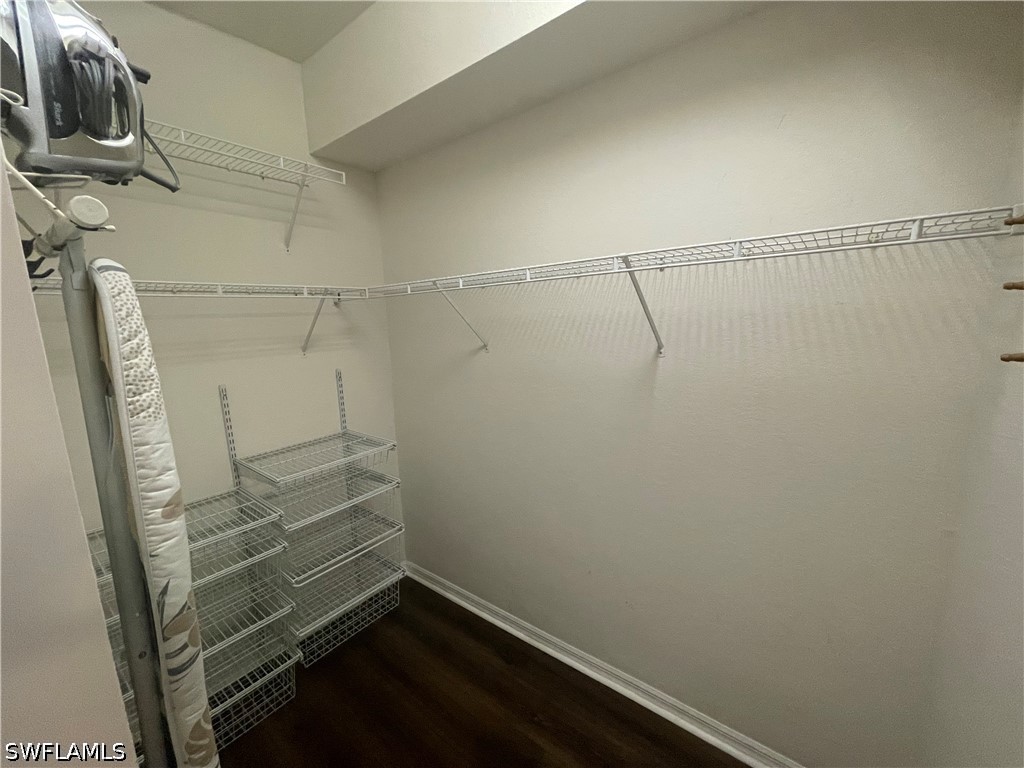 3 Bed Attached for Sale in Naples, photo 12