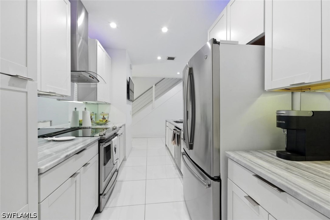 3 Bed Waterfront Home for Sale in Naples, photo 12