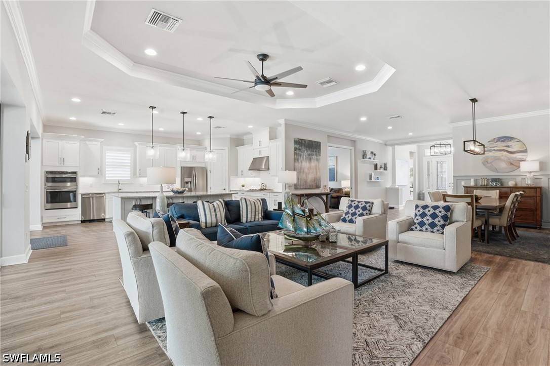 4 Bed Pool Home for Sale in Esplanade, photo 12