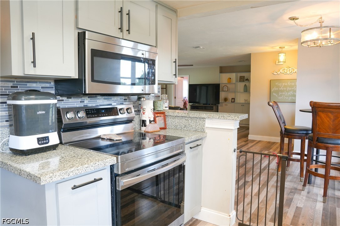 2 Bed SingleFamilyResidence for Sale in Lehigh Acres, photo 12