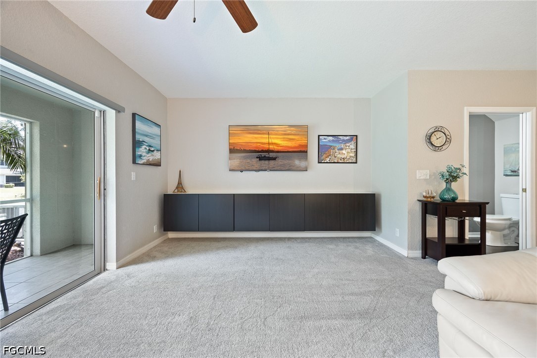 2 Bed Waterfront Home for Sale in Fort Myers, photo 12