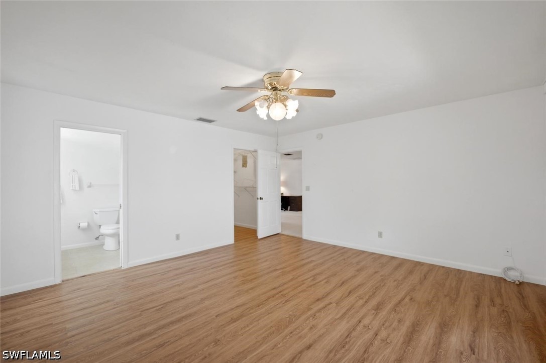 2 Bed SingleFamilyResidence for Sale in Naples, photo 12