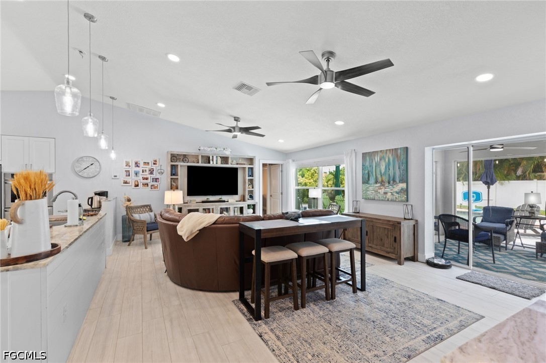 3 Bed Pool Home for Sale in Cape Coral, photo 12