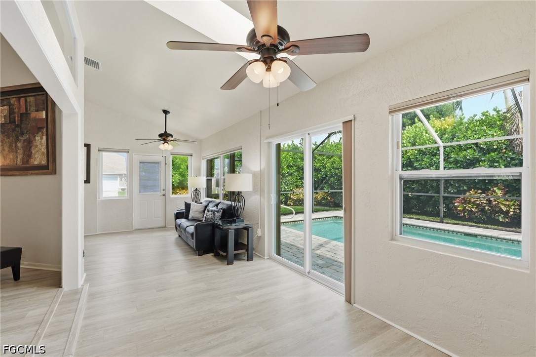 2 Bed Pool Home for Sale in Fort Myers, photo 12