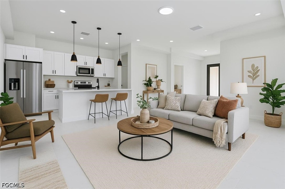4 Bed SingleFamilyResidence for Sale in Lehigh Acres, photo 12