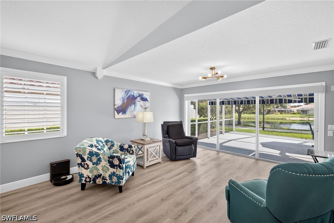 2 Bed Waterfront Home for Sale in Island Walk, photo 12