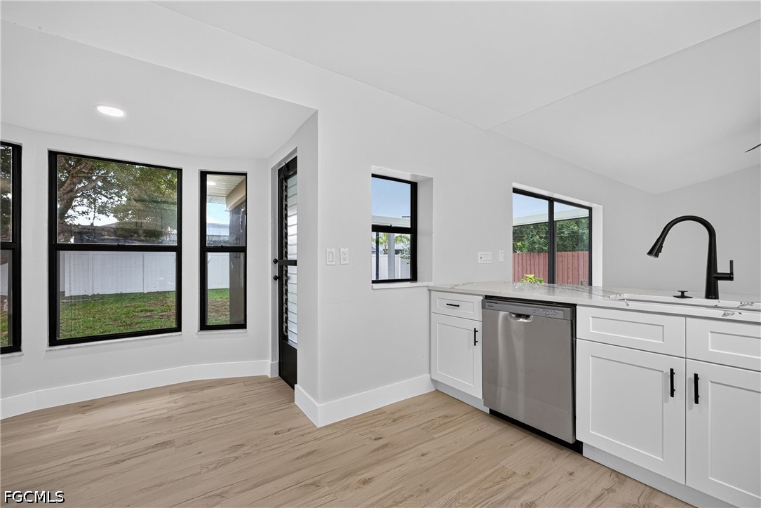 3 Bed SingleFamilyResidence for Sale in Cape Coral, photo 12