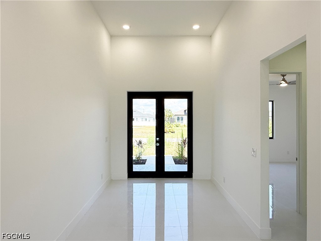 4 Bed SingleFamilyResidence for Sale in Cape Coral, photo 12