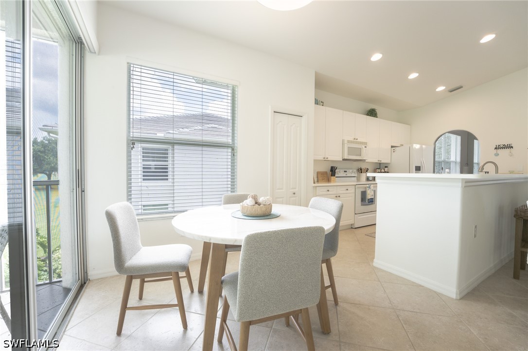 3 Bed Condominium for Sale in Colonial Links, photo 12