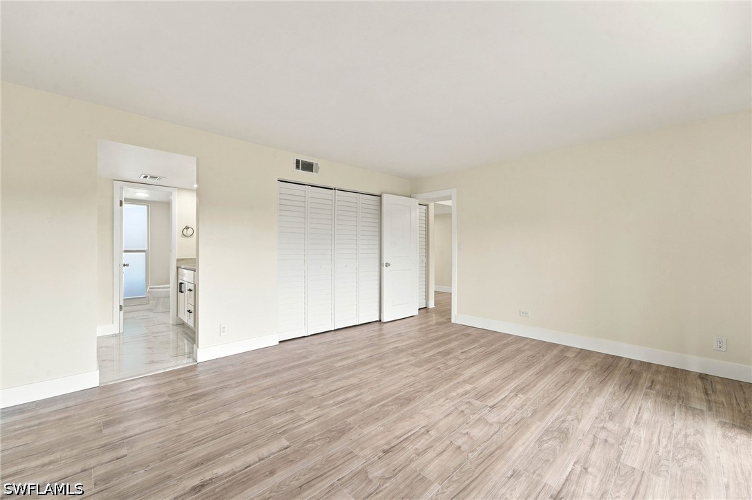 2 Bed Condominium for Sale in Naples, photo 12
