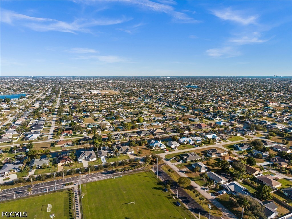 Waterfront Home for Sale in Cape Coral, photo 12