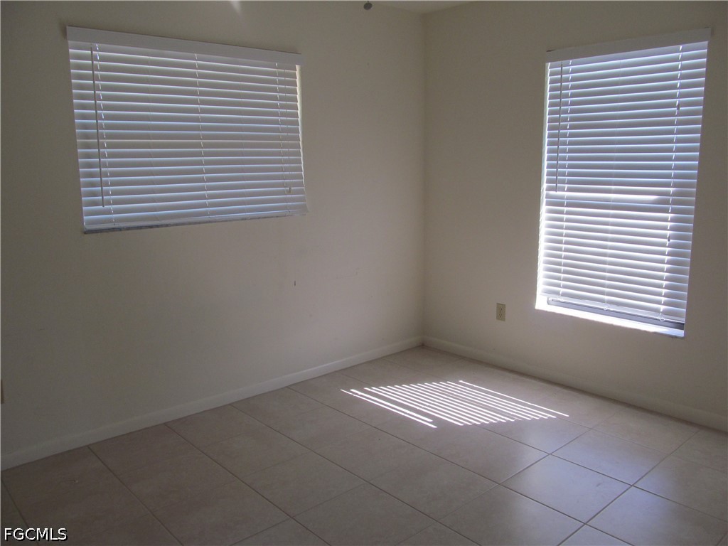 2 Bed SingleFamilyResidence for Sale in Sable Springs, FL — photo 12