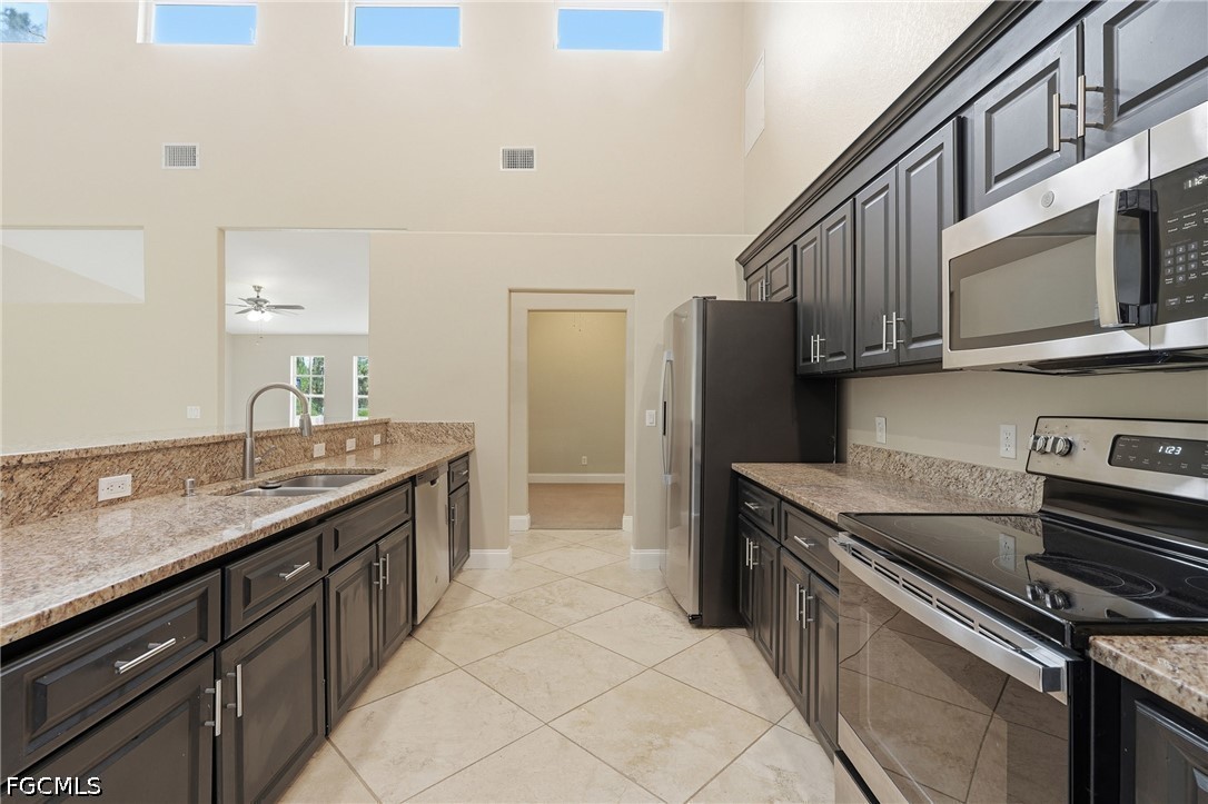 3 Bed SingleFamilyResidence for Sale in Naples, FL, $549,900 — photo 12