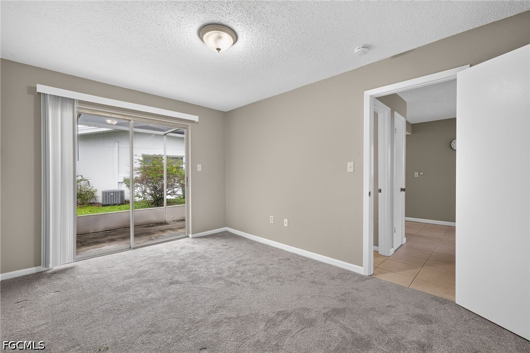 2 Bed Condominium for Sale in Fort Myers, photo 12