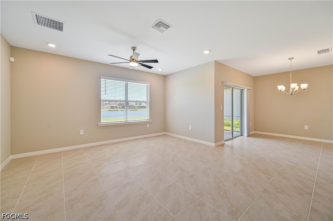 4 Bed Waterfront Home for Sale in Lindsford, photo 12