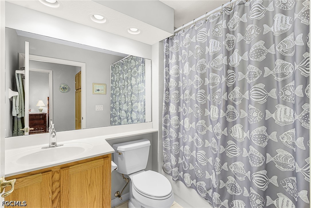 3 Bed Waterfront Home for Sale in Waterside At Bay Beach, FL — photo 12