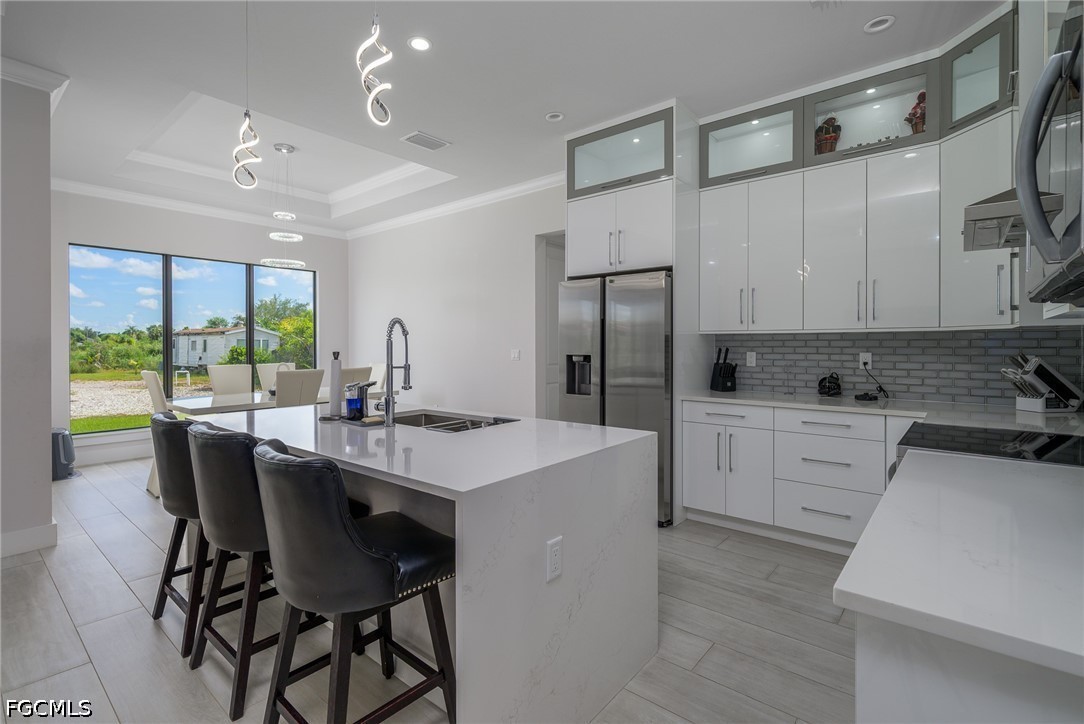 3 Bed SingleFamilyResidence for Sale in Naples, FL, $675,000 — photo 12