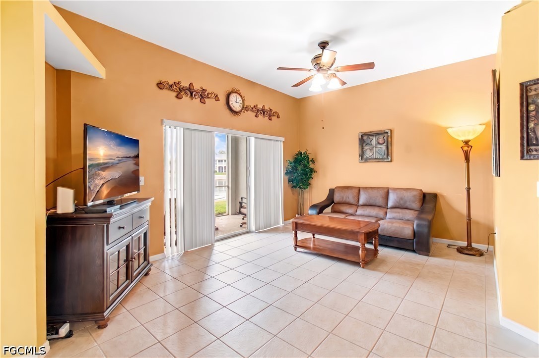 2 Bed Waterfront Home for Sale in Summerwind, FL — photo 12