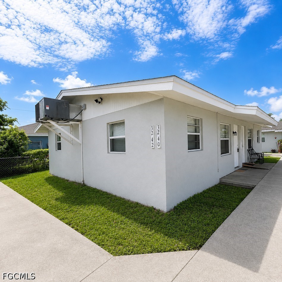 2 Bed Condominium for Sale in Fort Myers, FL, $1,095 — photo 12
