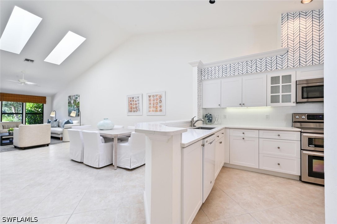 2 Bed Attached for Sale in Naples, FL — photo 12