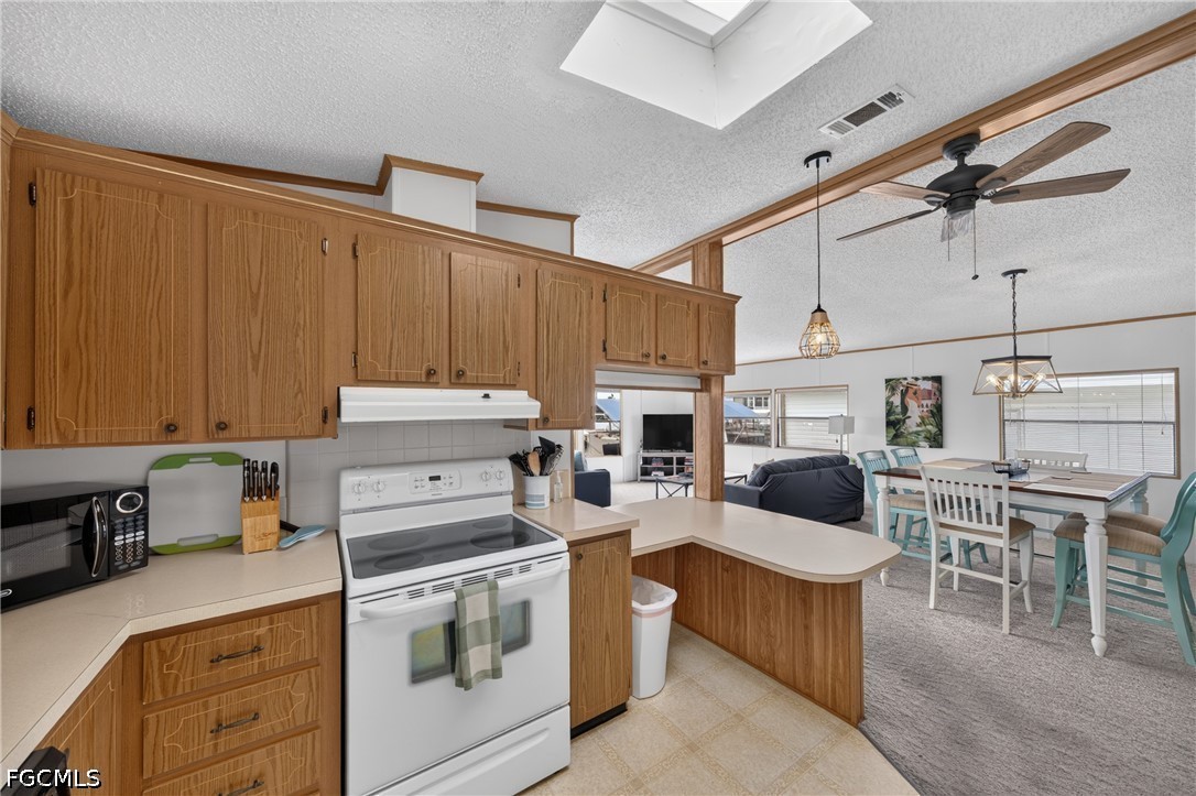 2 Bed Waterfront Home for Sale in Cherry Estates, FL — photo 12