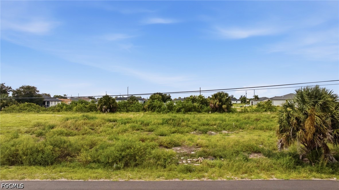 Waterfront Home for Sale in Cape Coral, photo 12