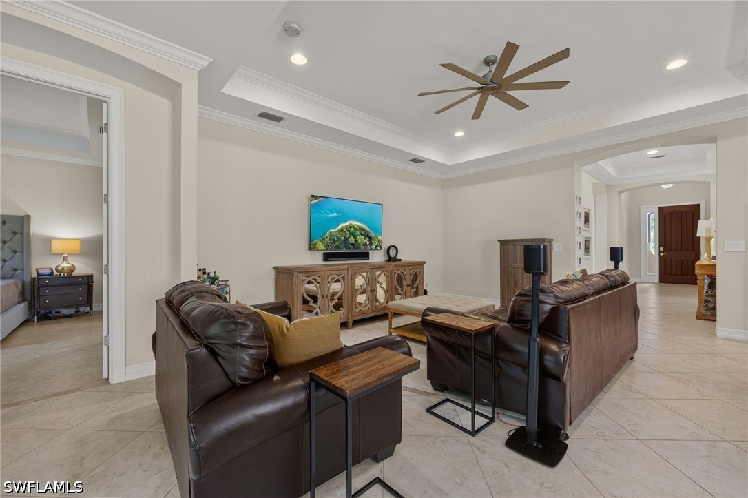 3 Bed SingleFamilyResidence for Sale in Naples, FL, $650,000 — photo 12