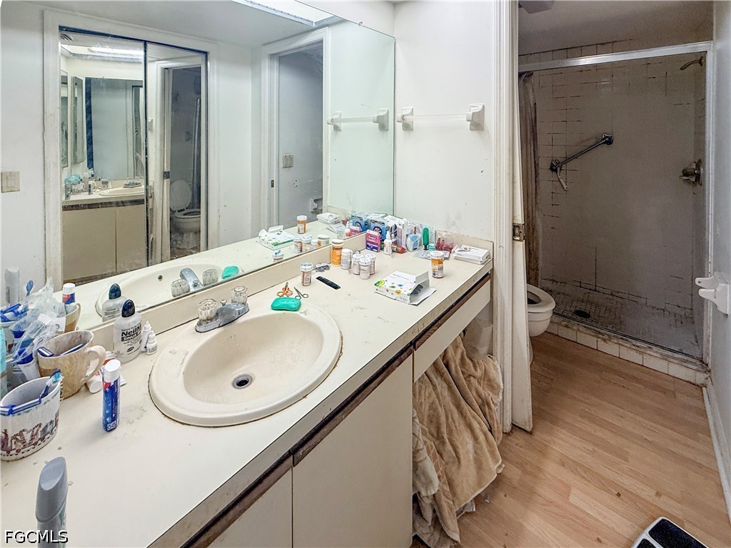 2 Bed Condominium for Sale in Fort Myers, FL, $110,000 — photo 12