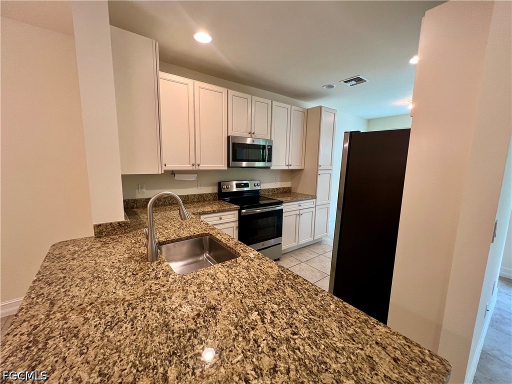 3 Bed Townhouse for Sale in Portofino Springs, FL, $2,200 — photo 12