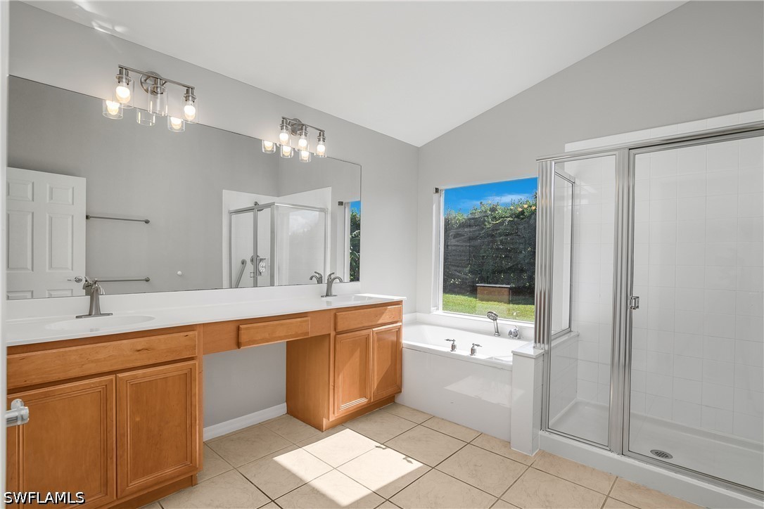 4 Bed SingleFamilyResidence for Sale in Naples, FL, $464,900 — photo 12