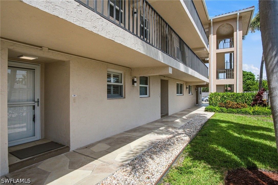 2 Bed Condominium for Sale in Naples, FL, $464,000 — photo 12