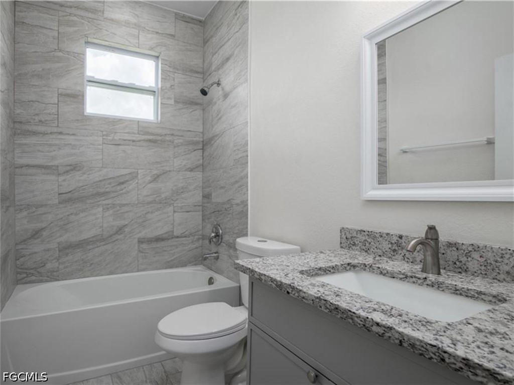 4 Bed SingleFamilyResidence for Sale in Lehigh Acres, FL — photo 12