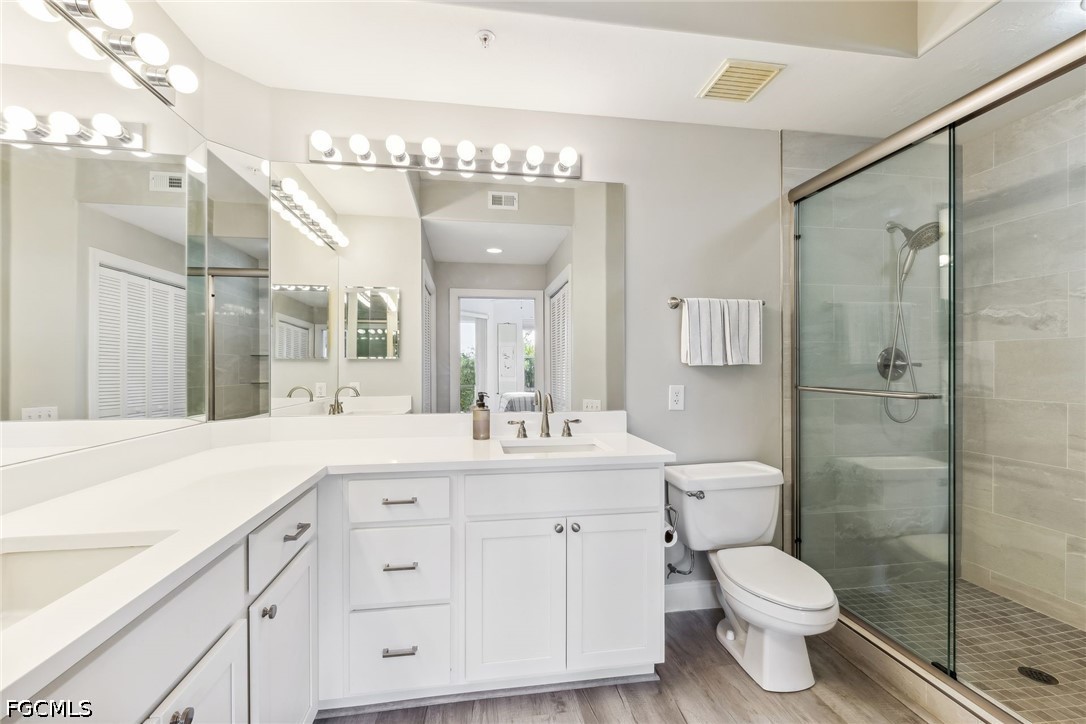 2 Bed Condominium for Sale in Waterford, FL, $239,900 — photo 12
