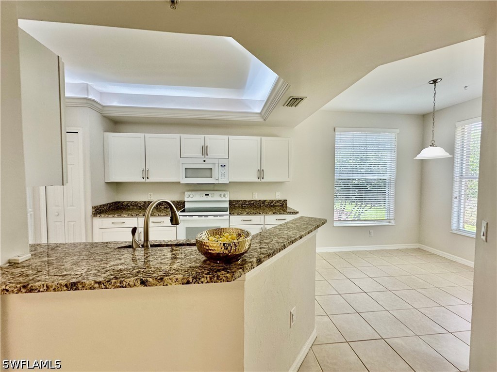 2 Bed Condominium for Sale in Coventry, FL, $2,250 — photo 12
