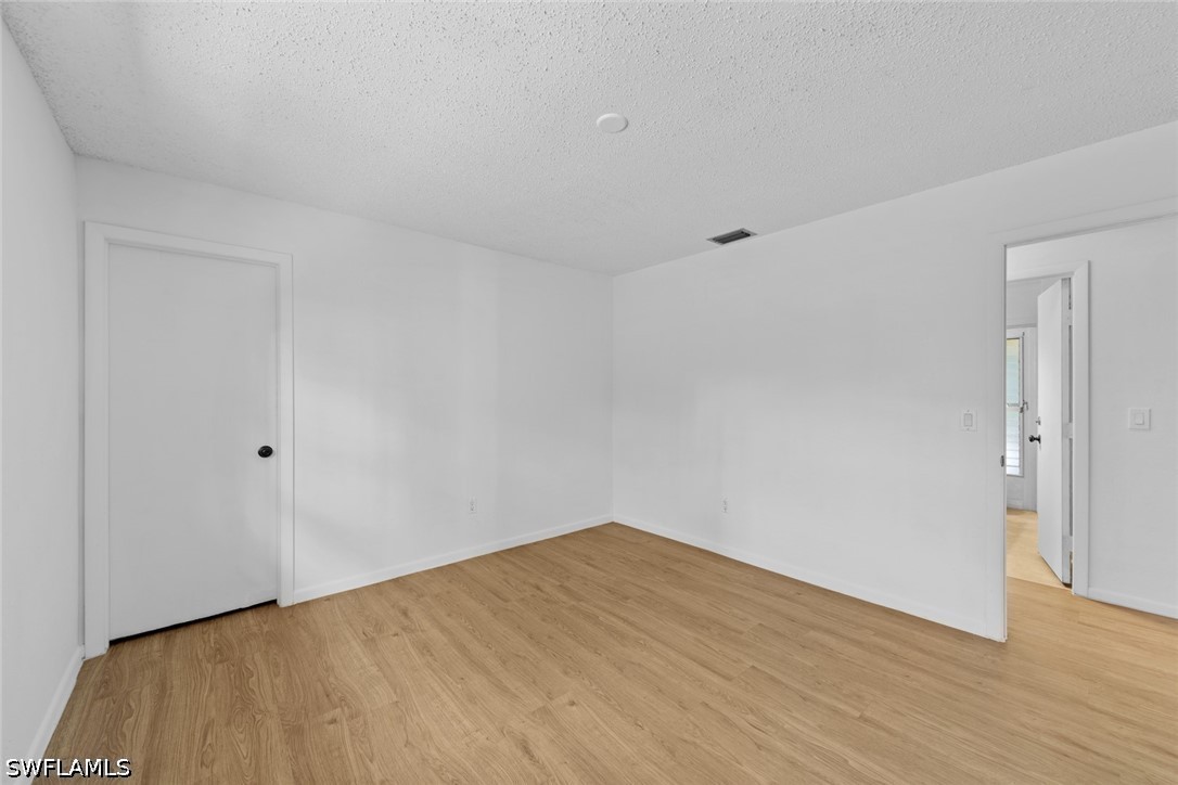 3 Bed SingleFamilyResidence for Sale in North Fort Myers, FL — photo 12