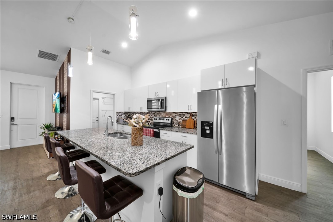3 Bed SingleFamilyResidence for Sale in Not Applicable, FL — photo 12