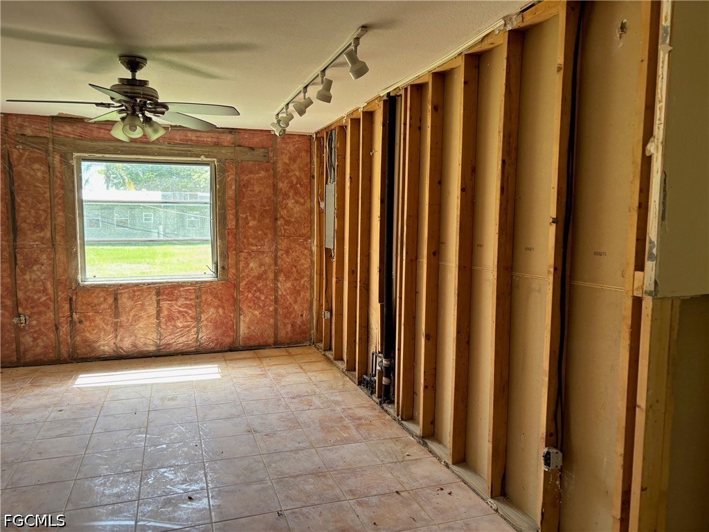 2 Bed SingleFamilyResidence for Sale in Not Applicable, FL — photo 12