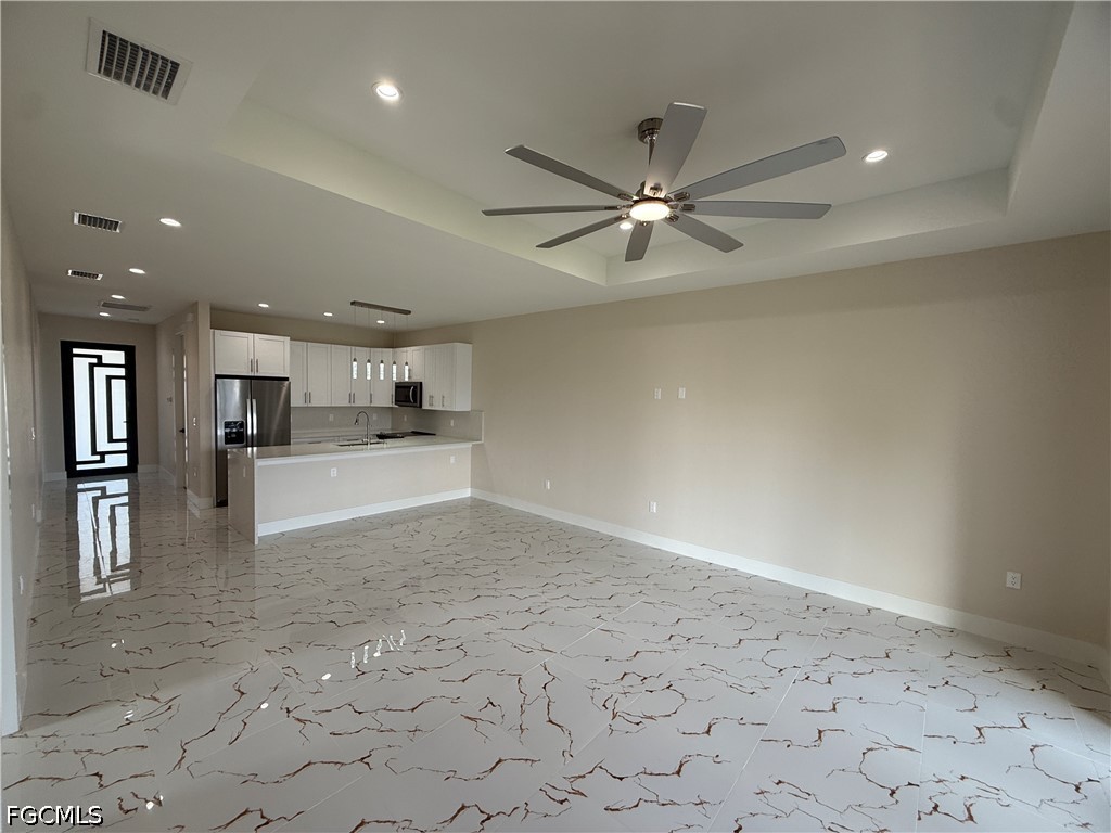 8 Bed Duplex for Sale in Fort Myers, FL, $699,000 — photo 12
