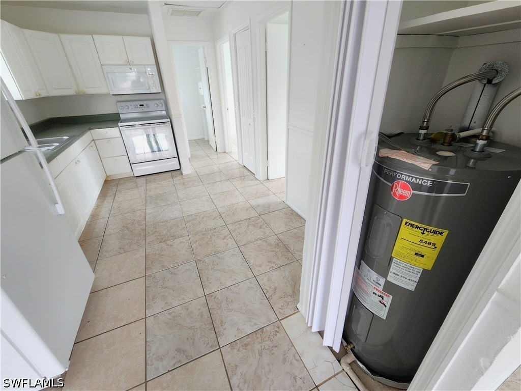 4 Bed Duplex for Sale in Country Manor Amended, FL, $499,000 — photo 12