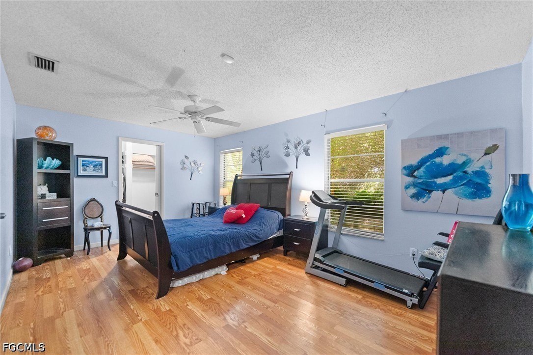 2 Bed SingleFamilyResidence for Sale in Lehigh Acres, photo 12