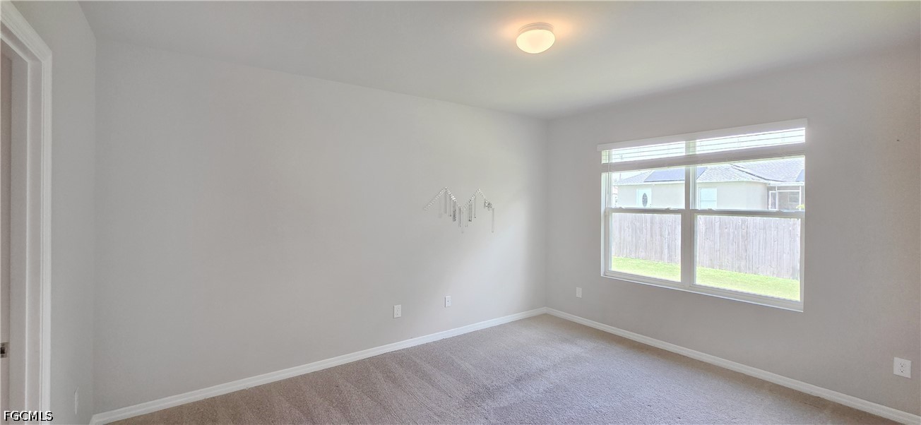 4 Bed SingleFamilyResidence for Sale in Lehigh Acres, photo 12