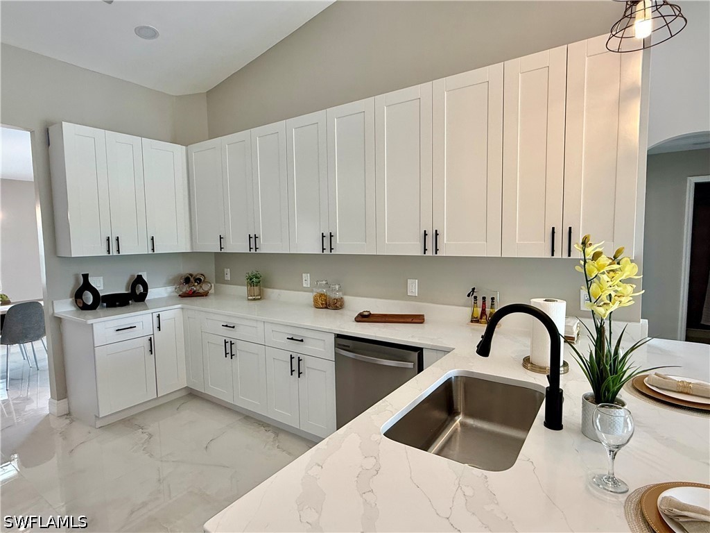 4 Bed SingleFamilyResidence for Sale in Naples, FL, $519,000 — photo 12