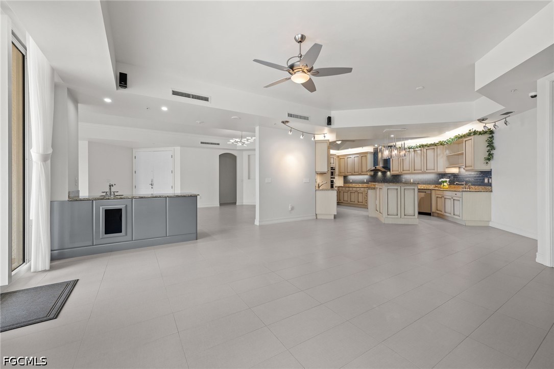 4 Bed Waterfront Home for Sale in Fort Myers, photo 12