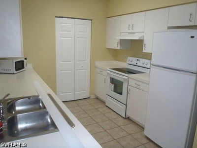 2 Bed Condominium for Sale in Bonita Springs, FL, $225,000 — photo 12