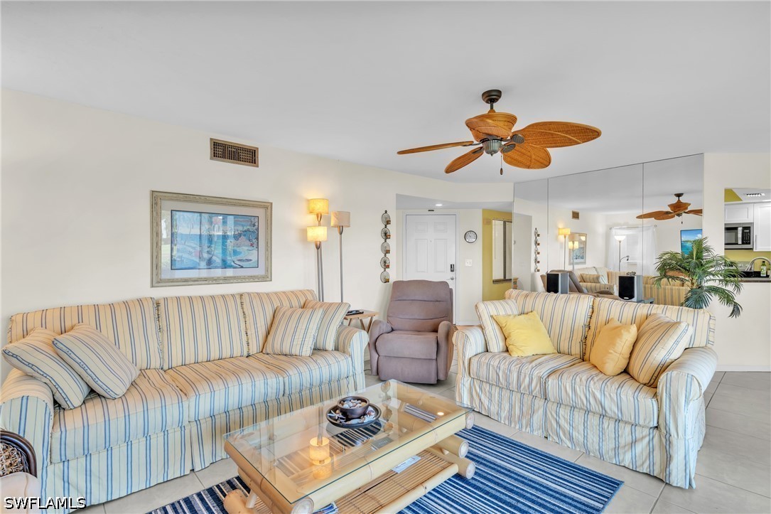 3 Bed Condominium for Sale in Beachwalk Gardens, FL, $2,300 — photo 12