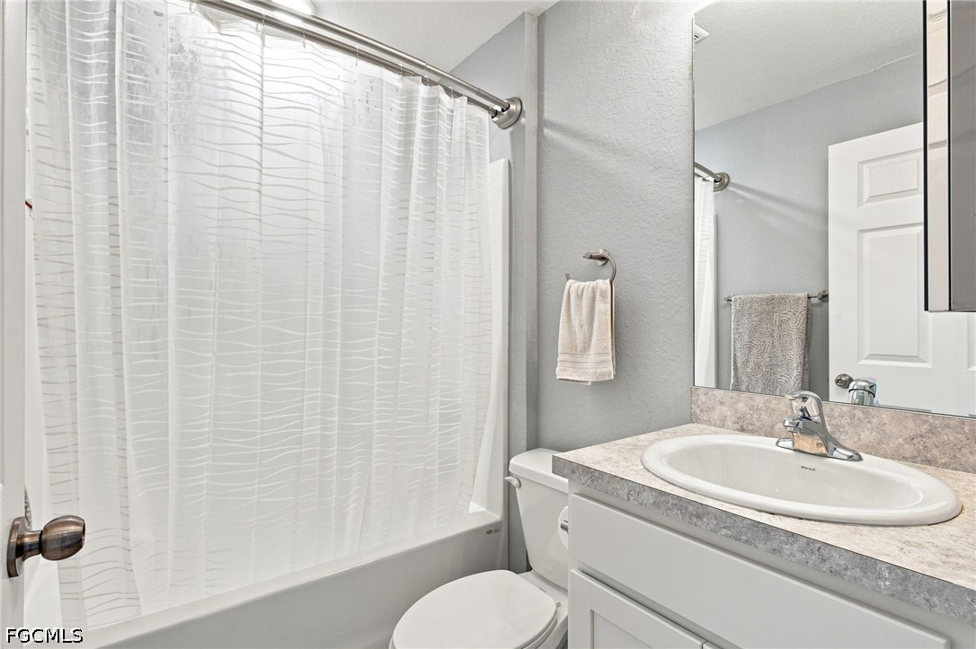 3 Bed SingleFamilyResidence for Sale in Cape Coral, FL — photo 12