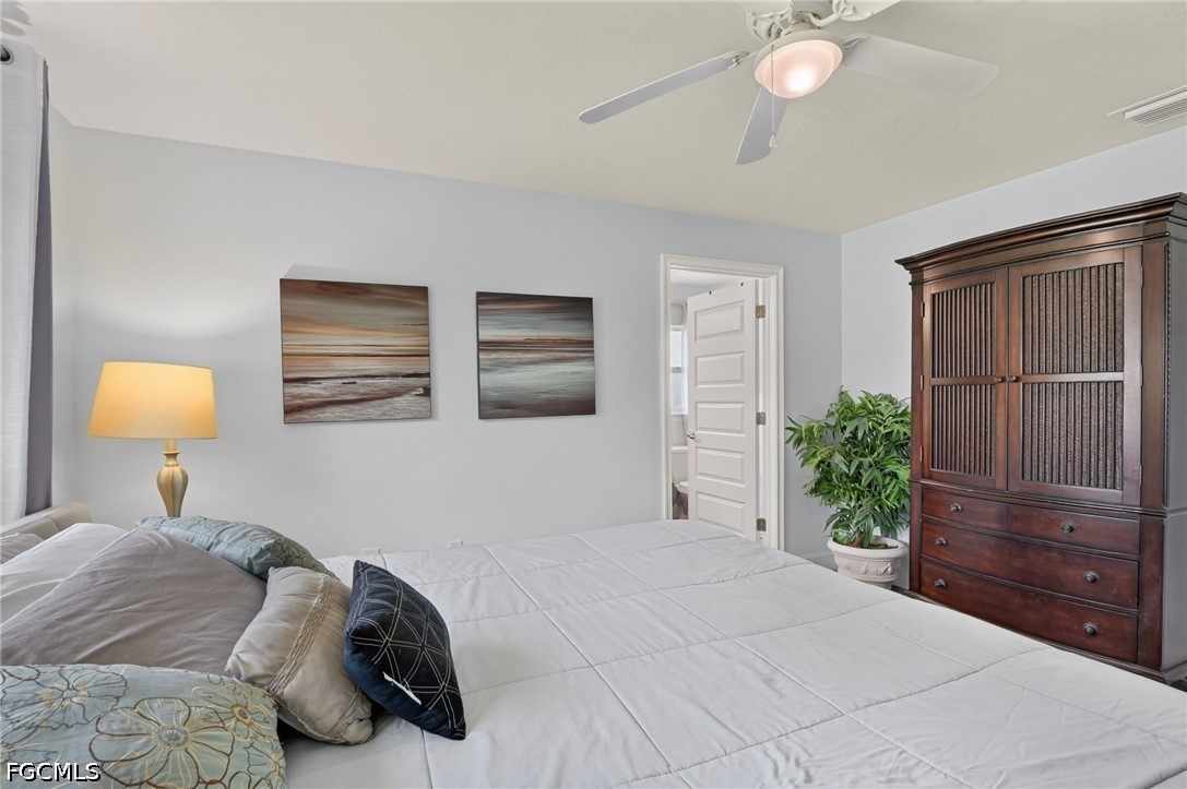 3 Bed SingleFamilyResidence for Sale in Cape Coral, photo 12