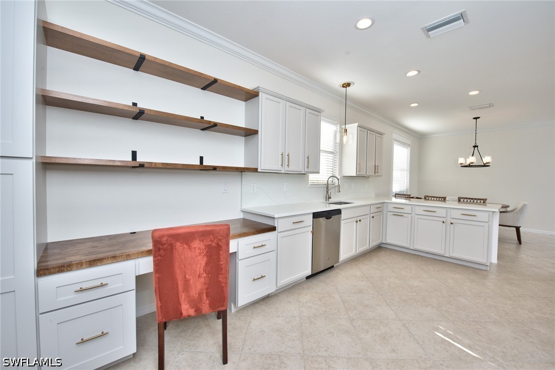 3 Bed SingleFamilyResidence for Sale in Estero, FL, $2,950 — photo 12